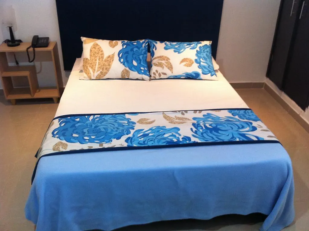 Hotel Bellamar Beach Cartagena 2*,